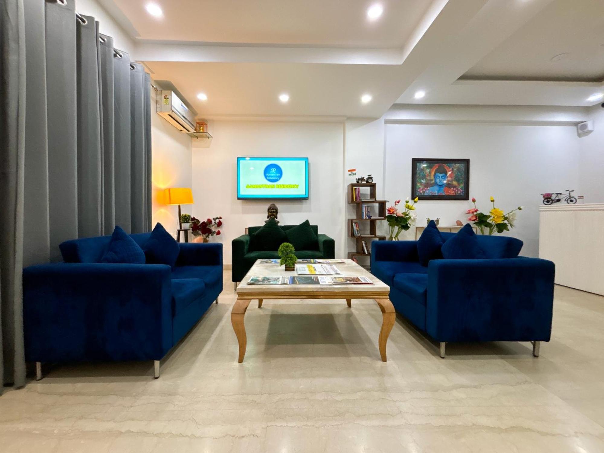 Aamantran Residency Hotel, Sohna Road, Sector 49, Gurugram غورغاون المظهر الخارجي الصورة