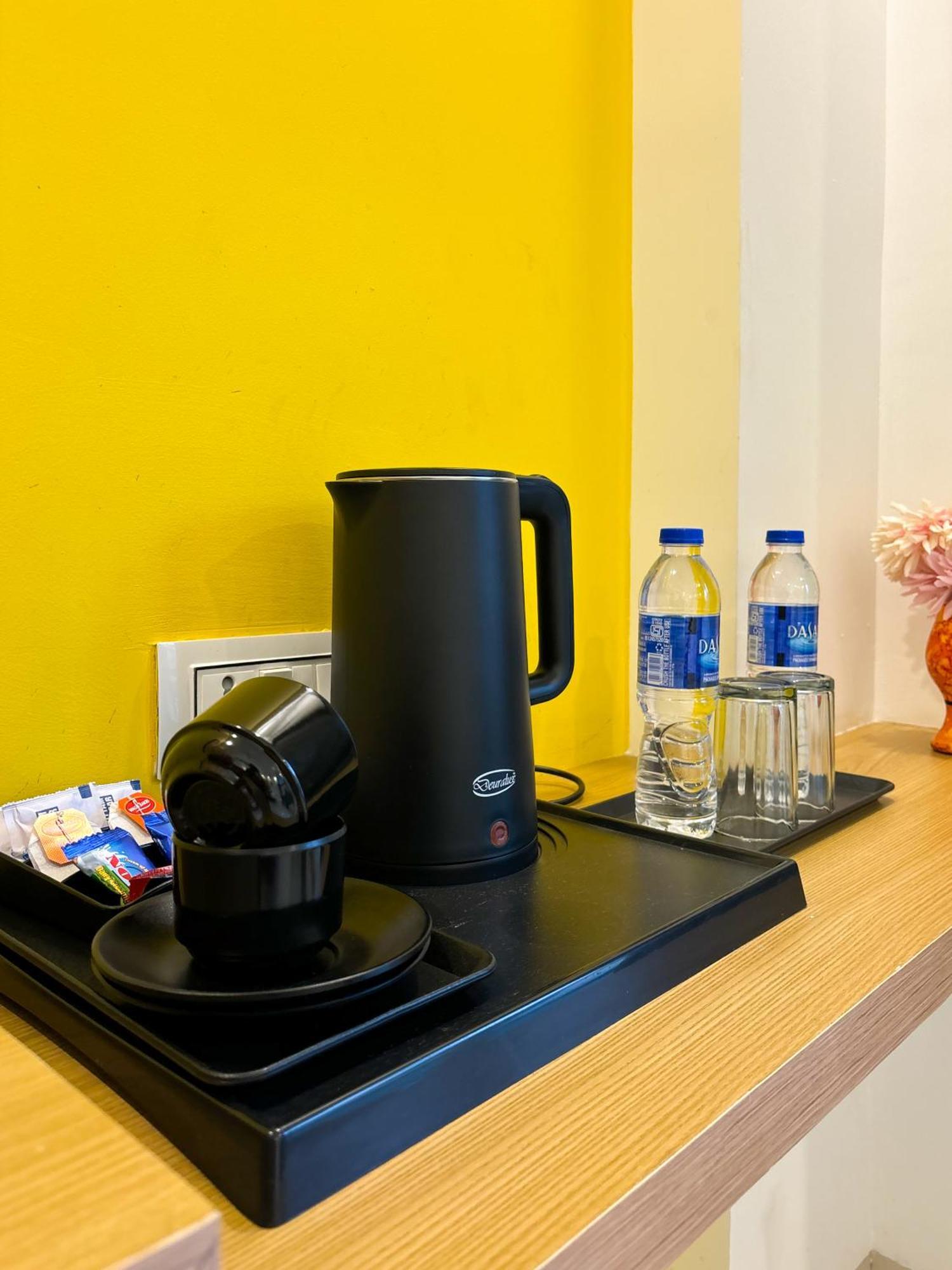 Aamantran Residency Hotel, Sohna Road, Sector 49, Gurugram غورغاون المظهر الخارجي الصورة
